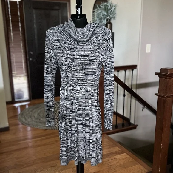 Calvin Klein Cowl Sweater Dress Size M Heather Gray - Picture 2 of 5